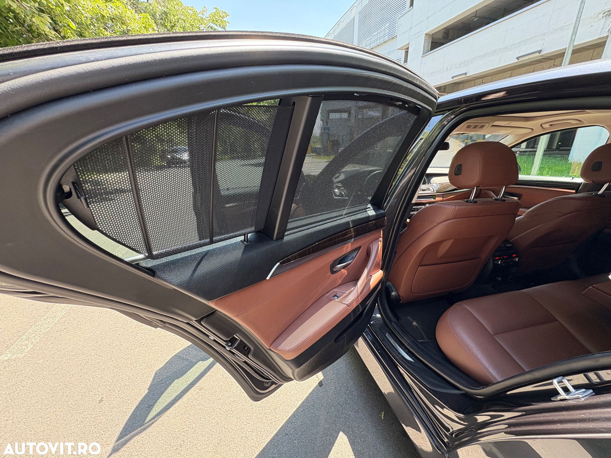 BMW Seria 5 520d Aut. - 8