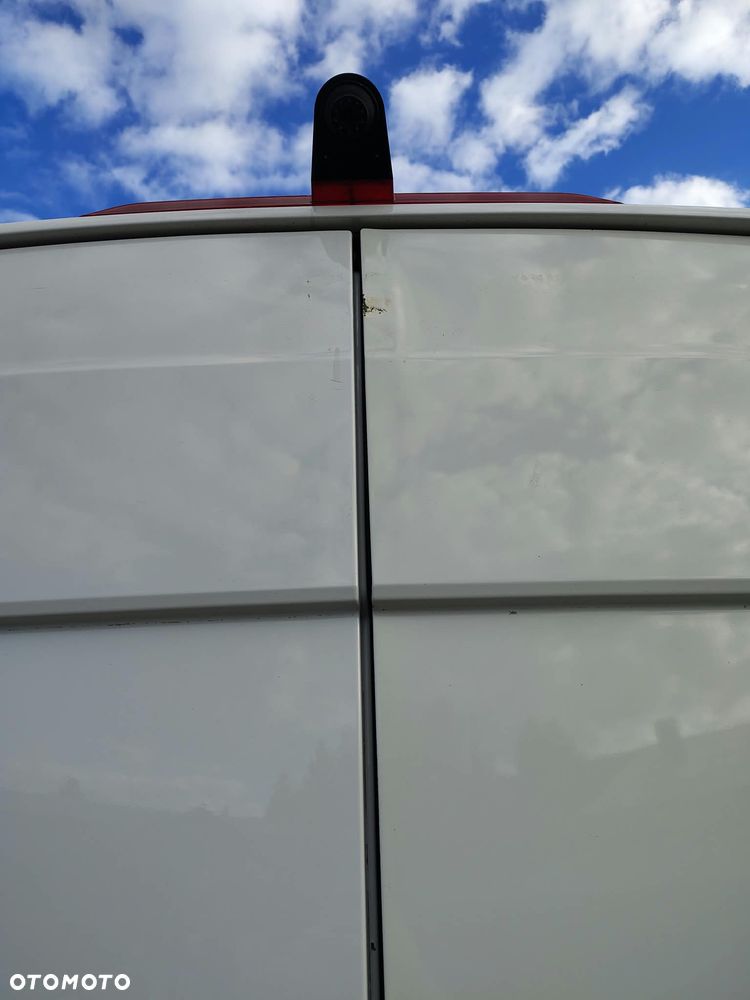 Volkswagen Crafter - 13