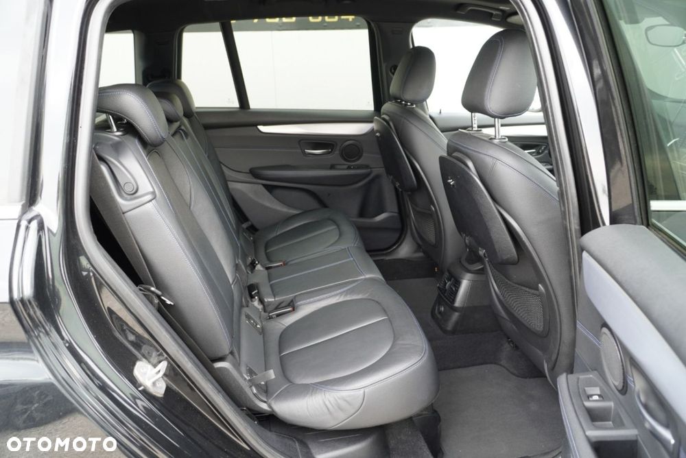 BMW Seria 2 218d Sport-Aut M Sport - 7