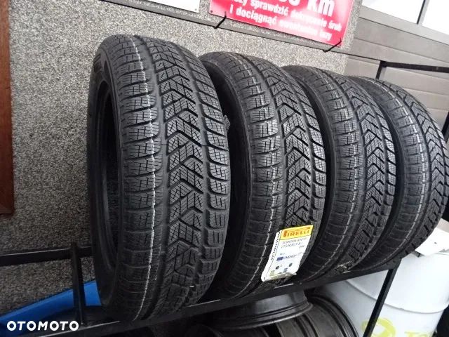 215/65/R17  99 H Pirelli Scorpion Winter - 2