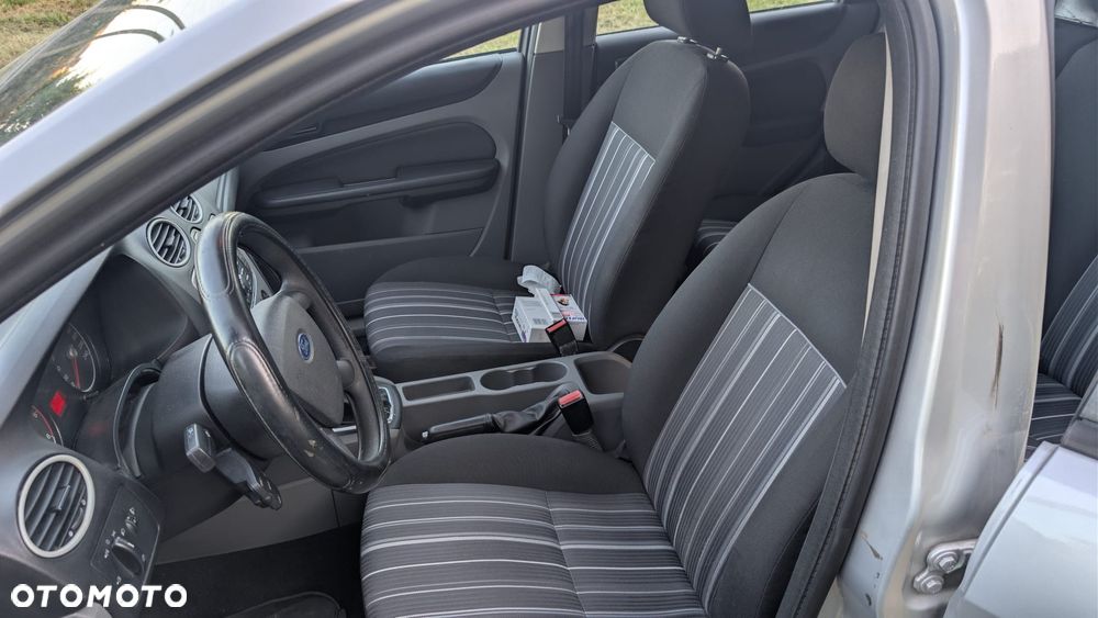 Toyota Yaris 1.4 D-4D Premium - 7