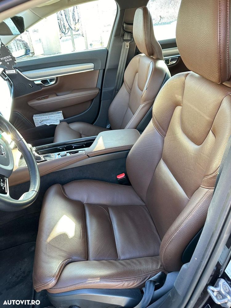 Volvo V90 D3 Geartronic Momentum Pro - 4