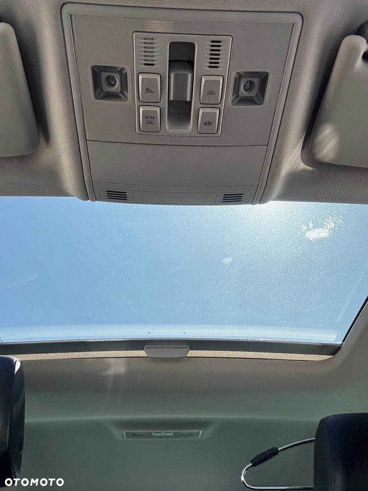 Skoda Superb 2.0 TSI L&K DSG - 25