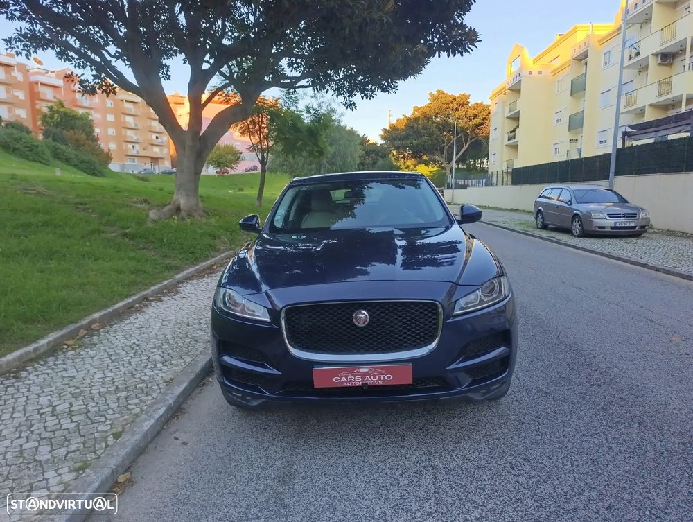 Jaguar F-Pace 2.0 i4D Prestige - 4