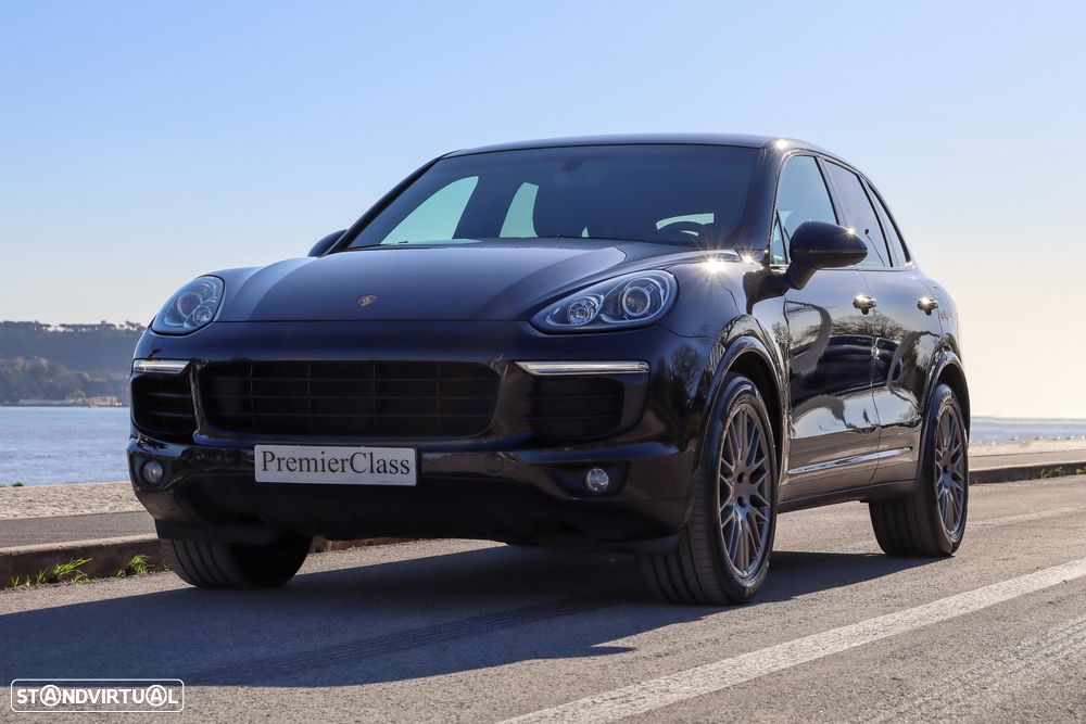 Porsche Cayenne - 2