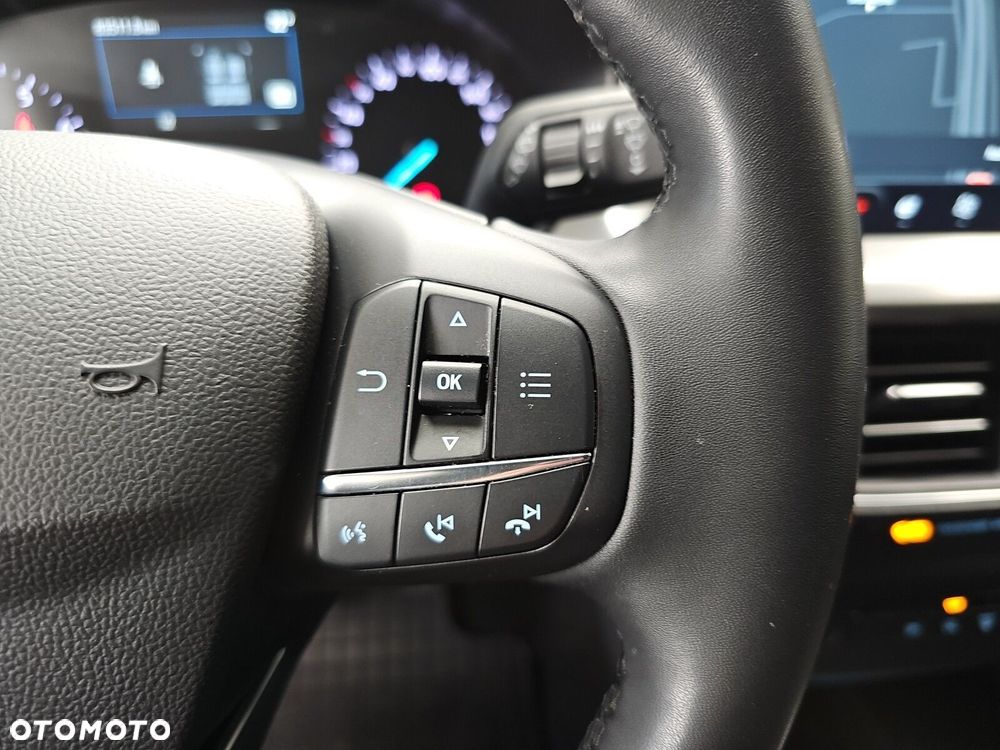 Ford Focus 1.0 EcoBoost Titanium - 22