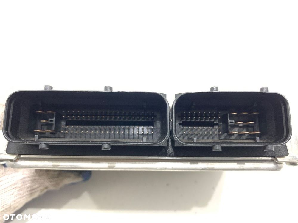 KOMPUTER SILNIKA  AUDI A4 B6 (8E2) 2000 - 2005 2.0 96 kW [130 KM] benzyna 2000 - 2004 8E0909557H - 3