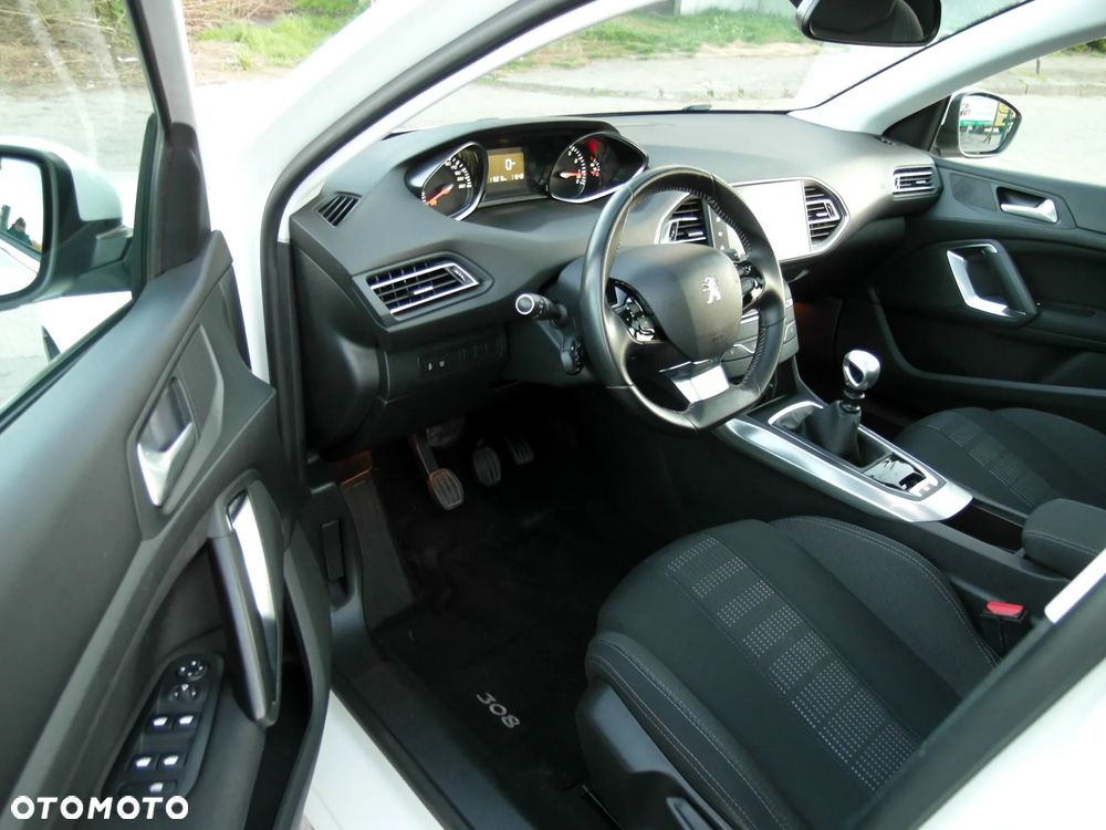 Peugeot 308 PureTech 130 Stop & Start Allure - 30
