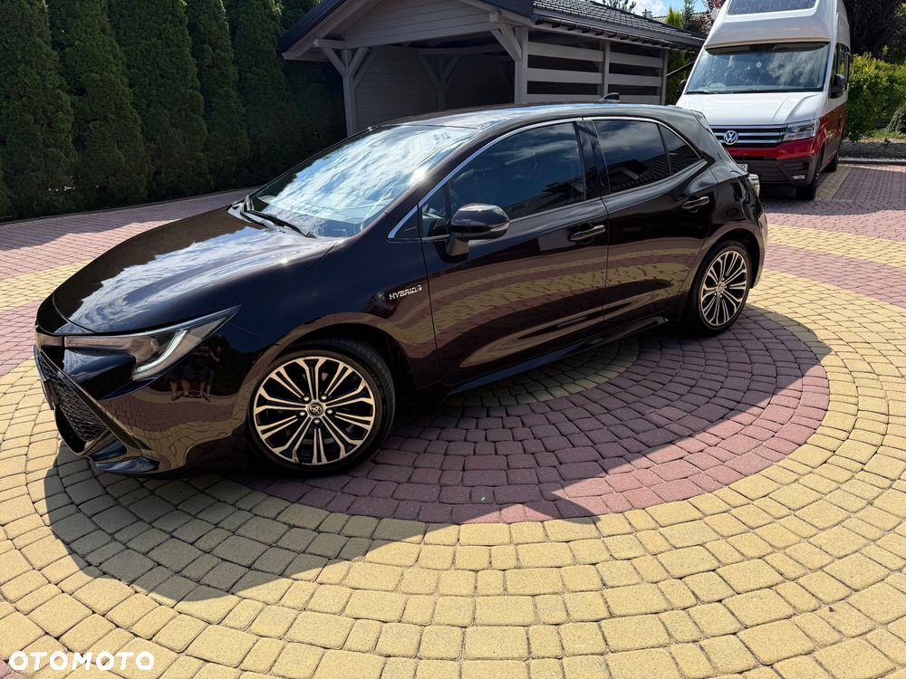 Toyota Corolla 1.8 Hybrid Executive - 16
