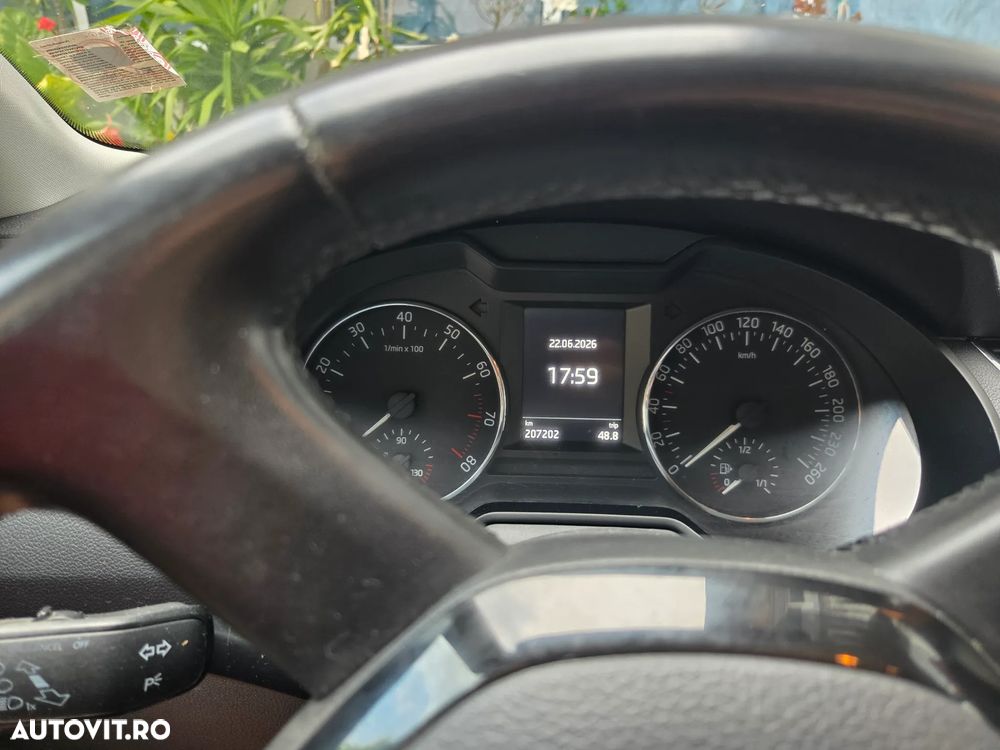 Skoda Octavia 1.4 TSI AMBITION - 5