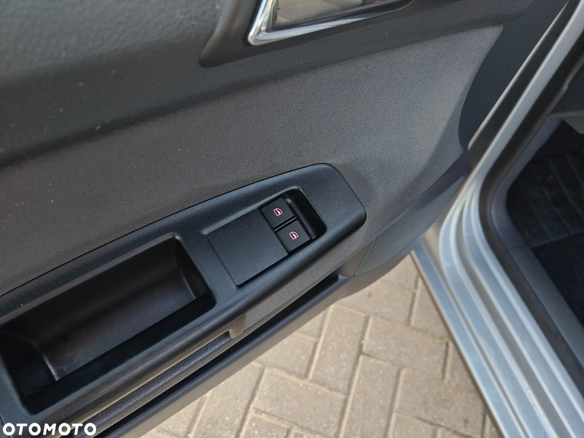 Volkswagen Polo 1.4 16V Comfortline - 19