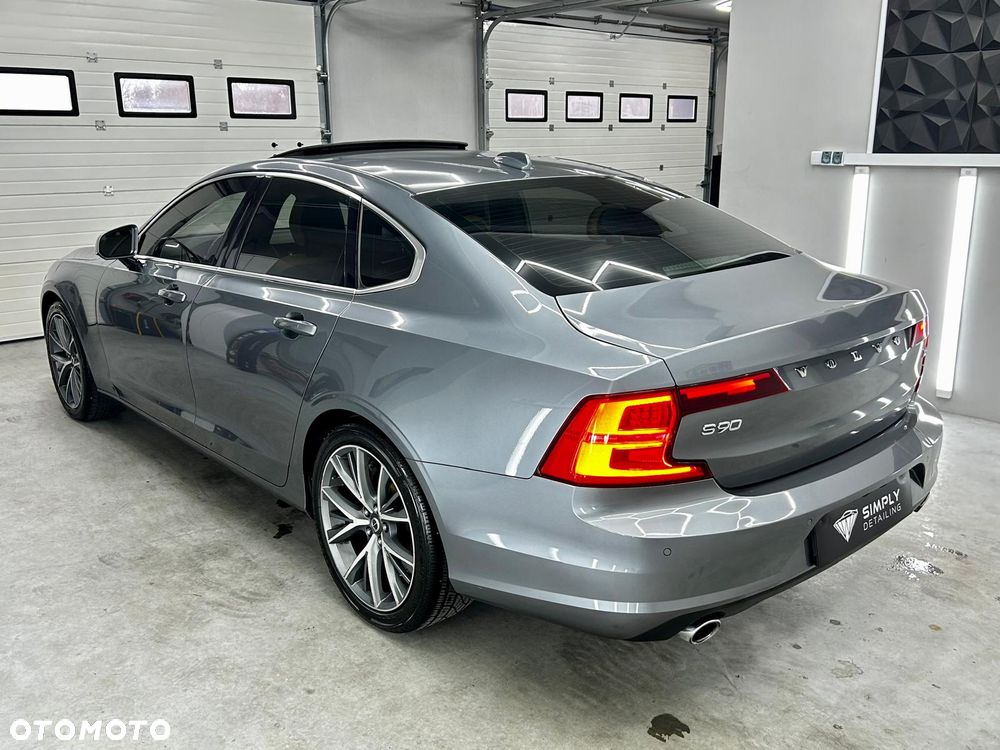 Volvo S90 T5 Momentum - 9