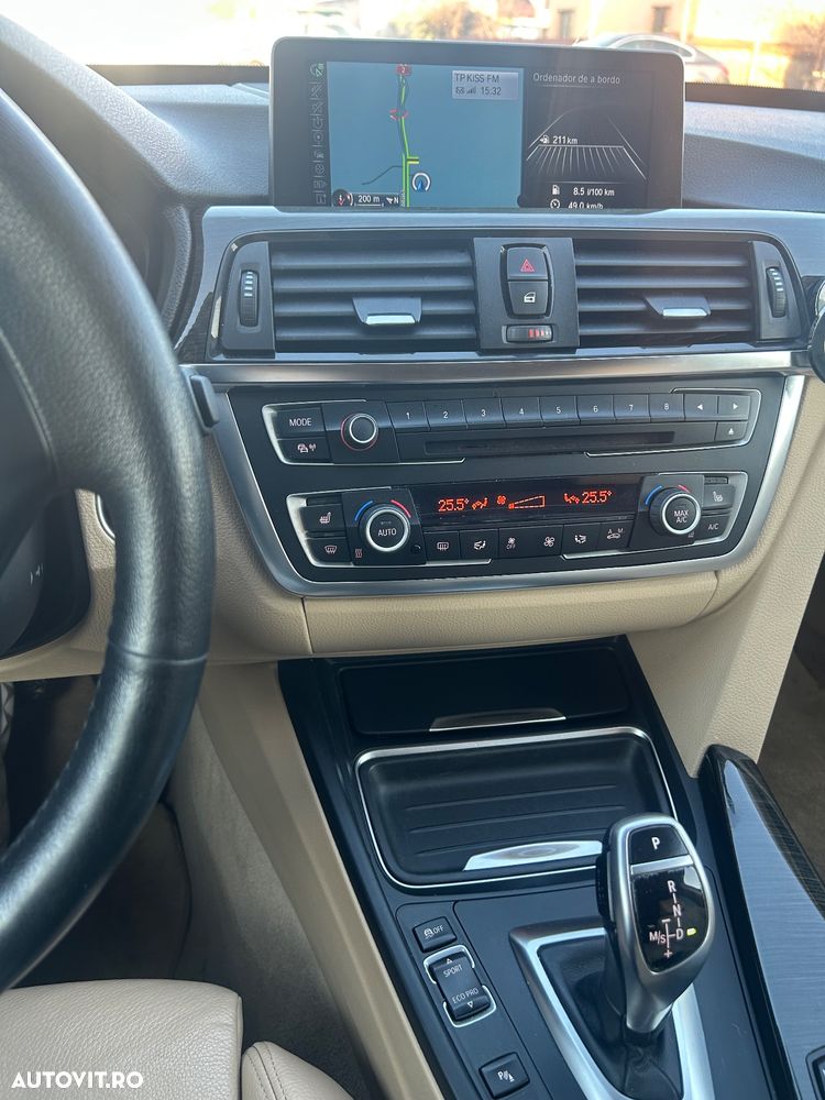 BMW Seria 3 330d xDrive Sport-Aut. Luxury Line - 21