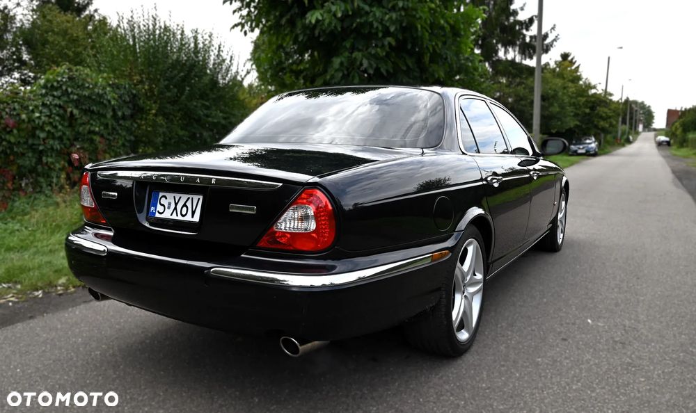 Jaguar XJ XJ8 4.2 Executive - 24
