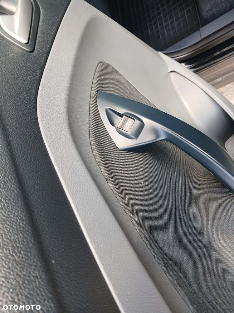 Ford C-MAX 1.6 TDCi Start-Stop-System Champions Edition - 9