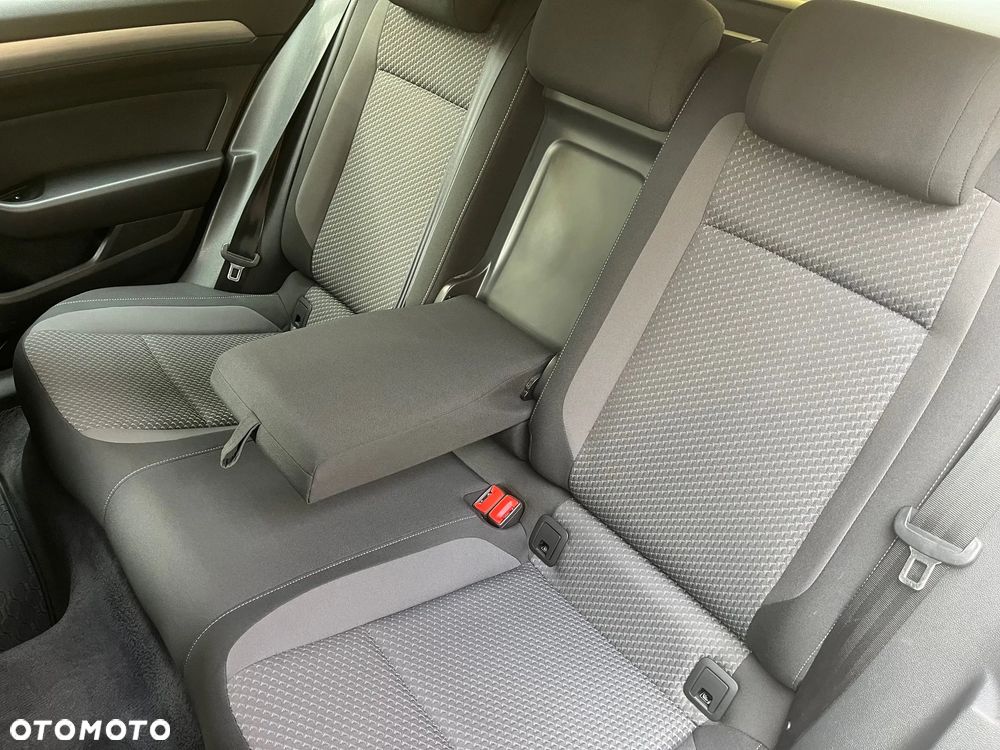 Volkswagen Passat Variant 1.4 TSI BMT Trendline - 22