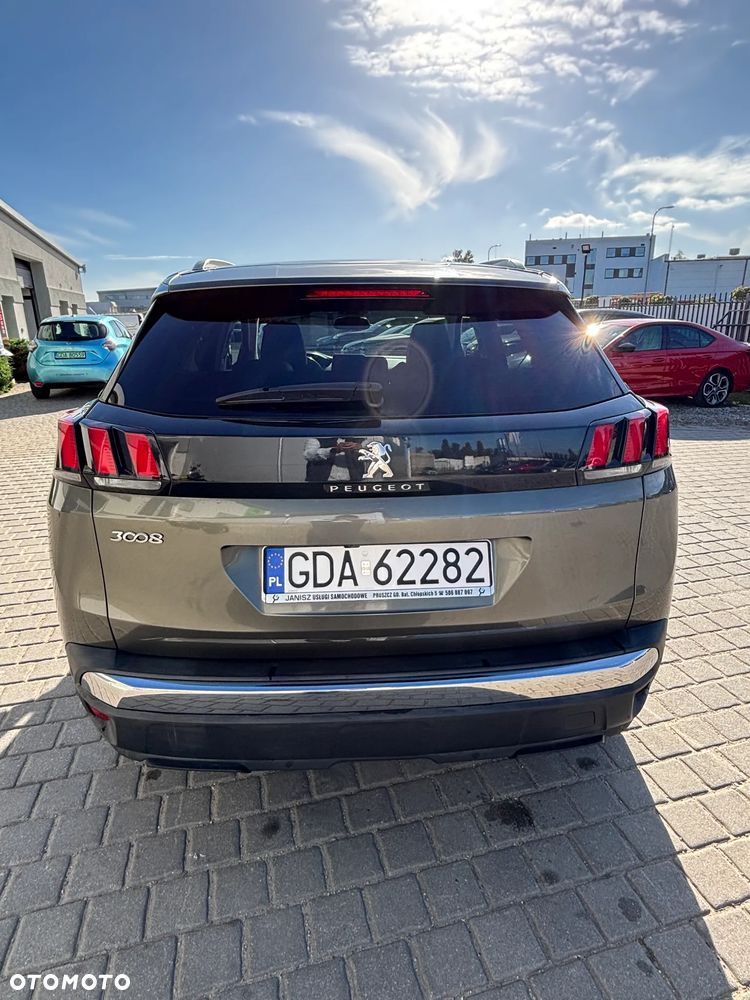 Peugeot 3008 - 18