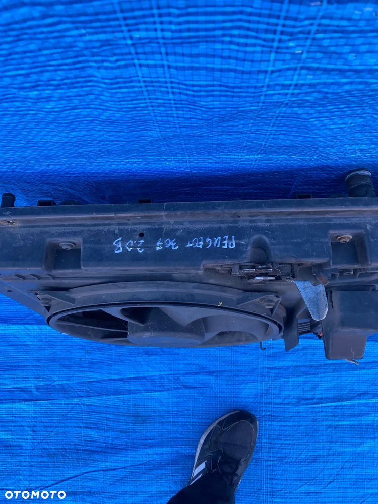 CHŁODNICE KOMPLET PAS PRZEDNI CHŁODNICA WENTYLATOR PEUGEOT 307 2.0b 2005r. lift - 3