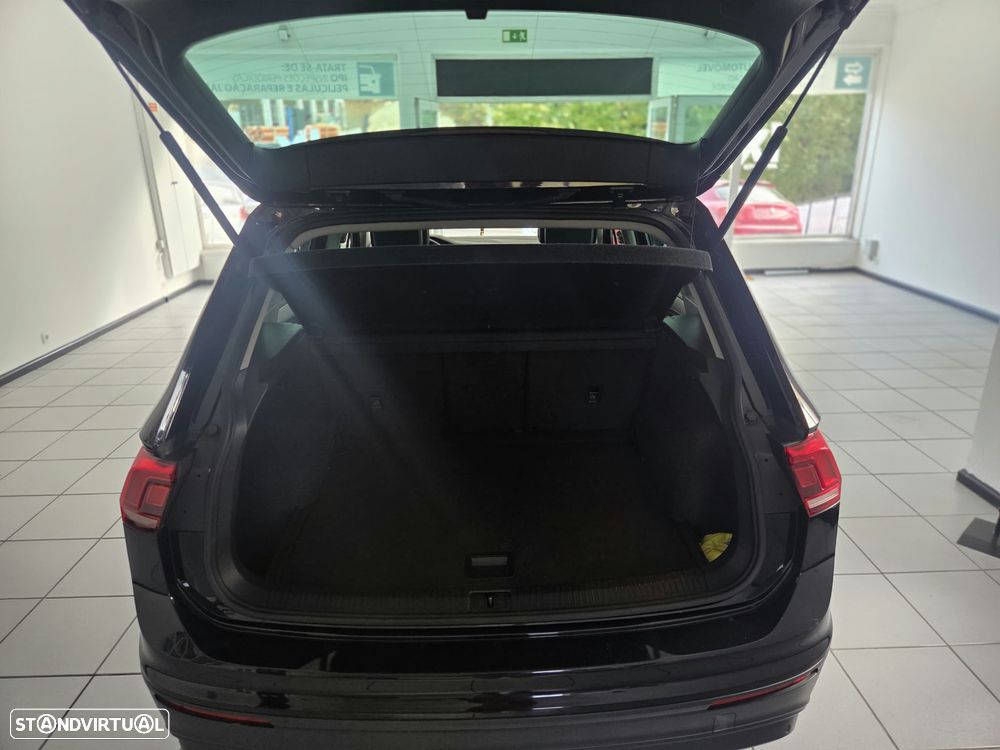 VW Tiguan 1.6 TDI Confortline - 21