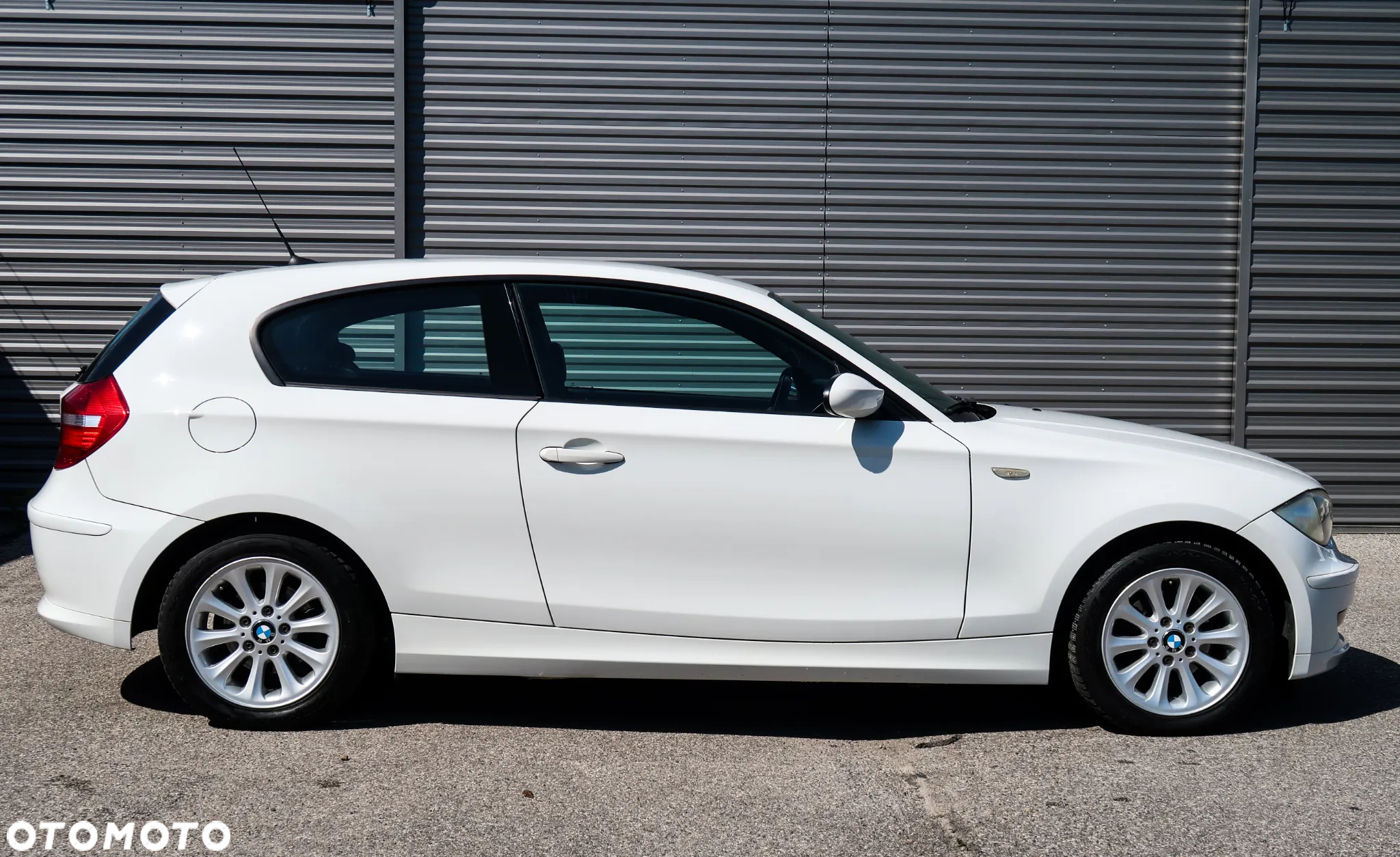 BMW Seria 1 116i - 13