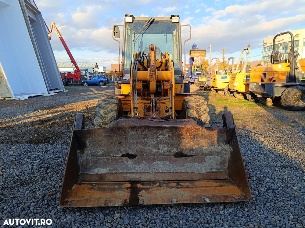 Mecalac Ahlmann AS90 - 4