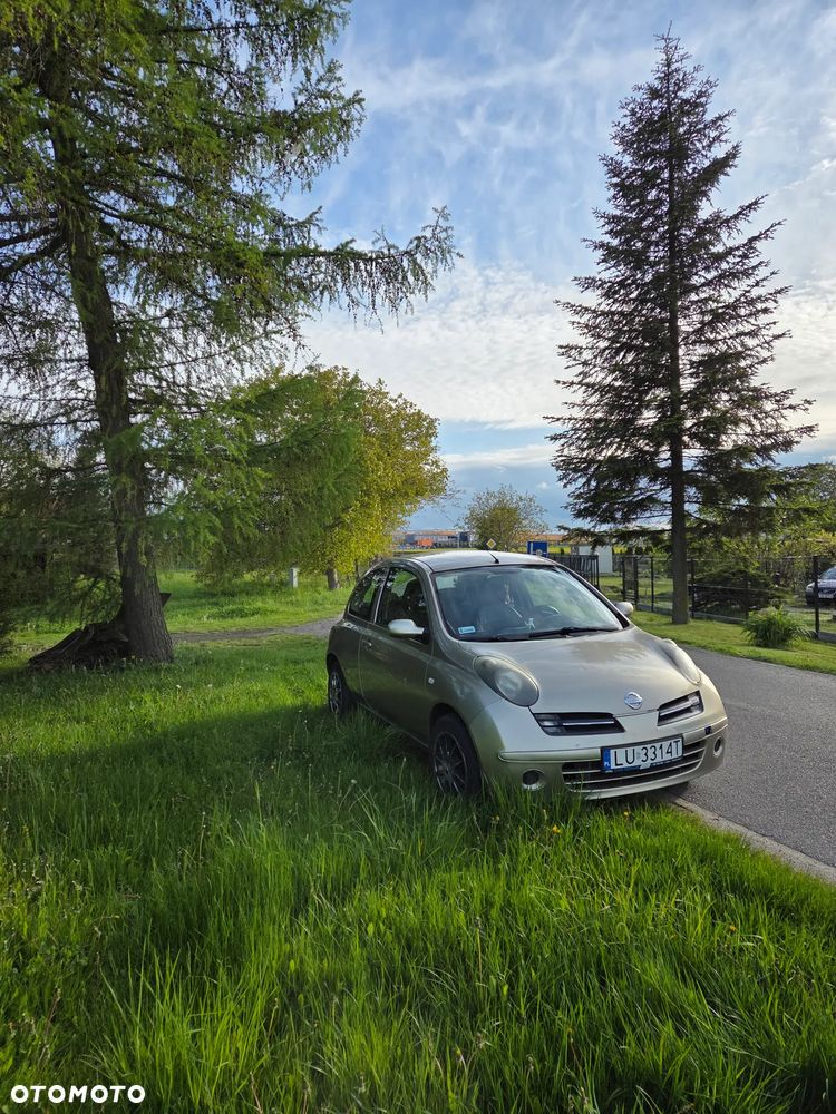 Nissan Micra - 1