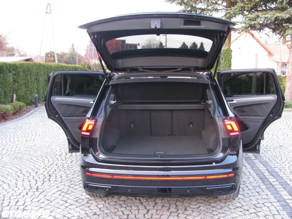 Volkswagen Tiguan 2.0 TDI SCR 4MotION DSG R-Line - 10