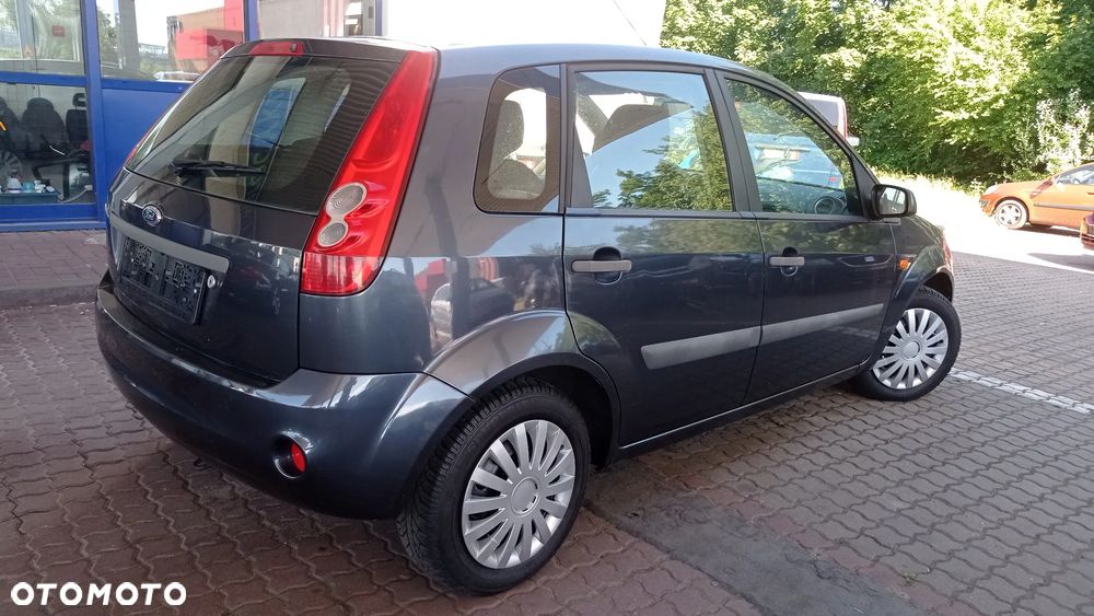Ford Fiesta 1.4 Silver Magic - 12