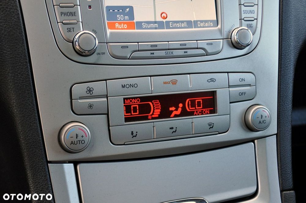 Ford S-Max - 33