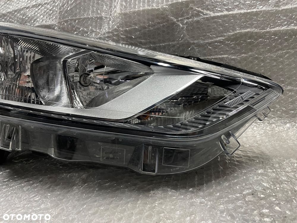 LAMPA PRAWA FORD TRANSIT CONNECT MK2 LIFT KT1B-13W029AF - 2