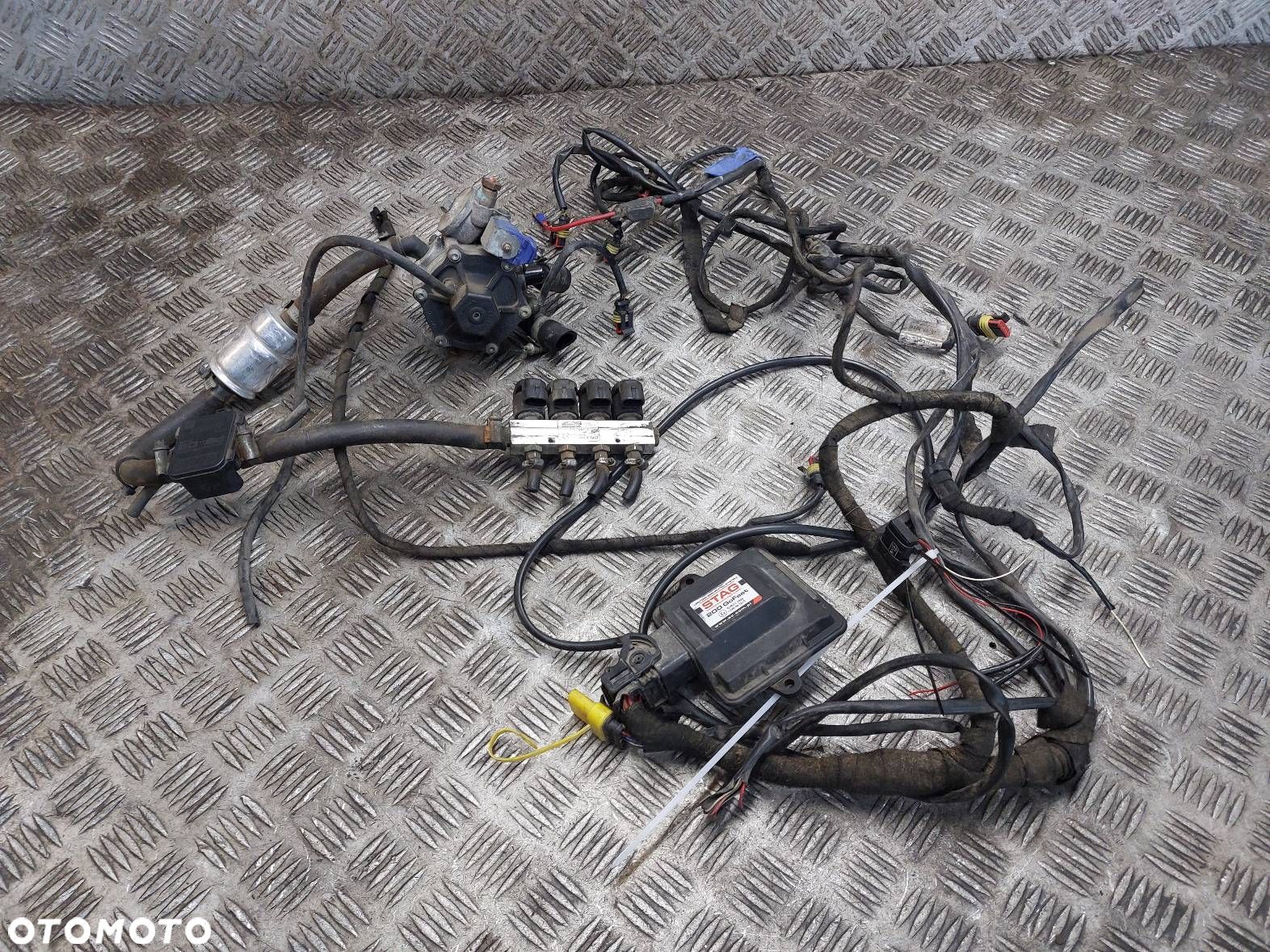 INSTALACJA GAZOWA LPG STAG 200 GOFAST STAG AC W01-4 STAG PS-02 PLUS - 1