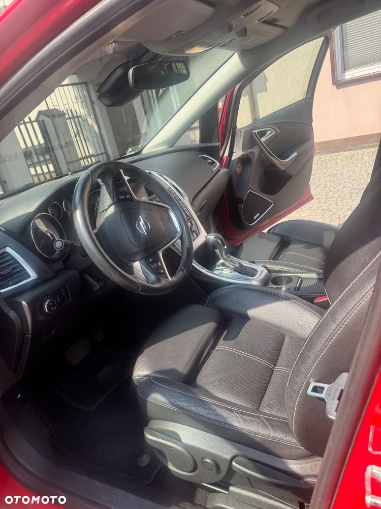 Opel Astra 1.6 T Cosmo - 14