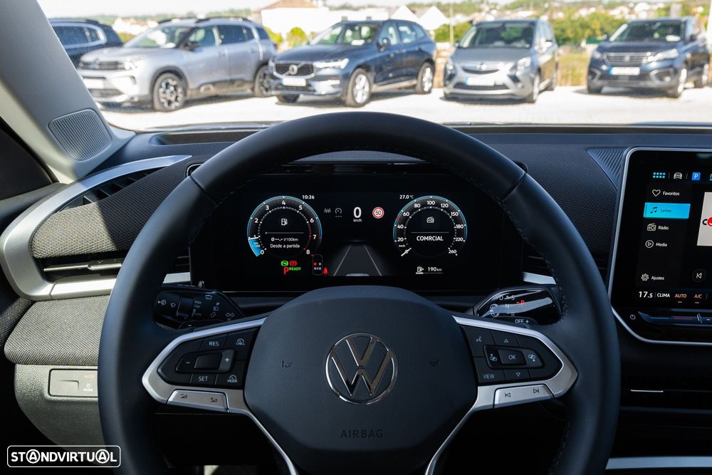 VW T-Roc 1.5 eTSI Trend DSG - 17