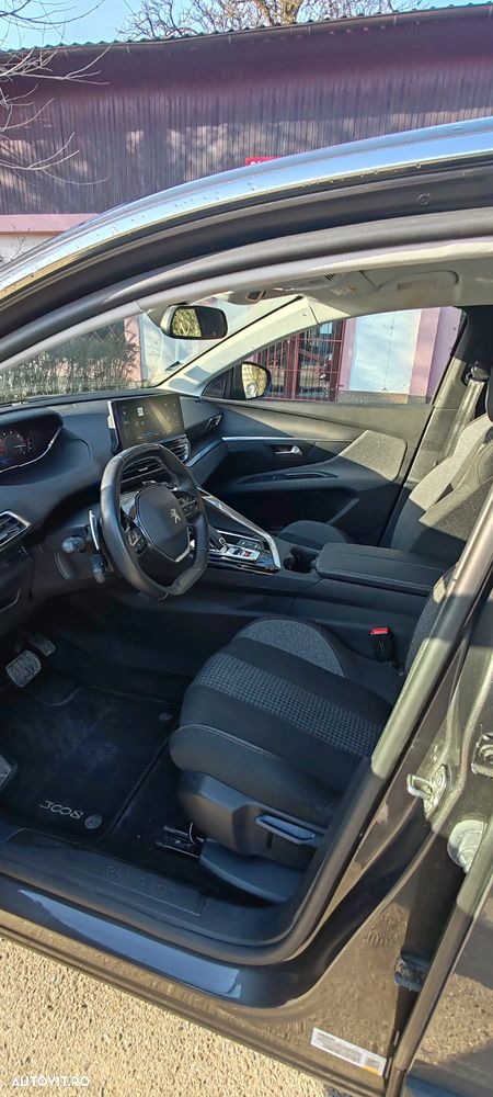Peugeot 3008 BlueHDi 130 Stop & Start EAT8 Allure - 7