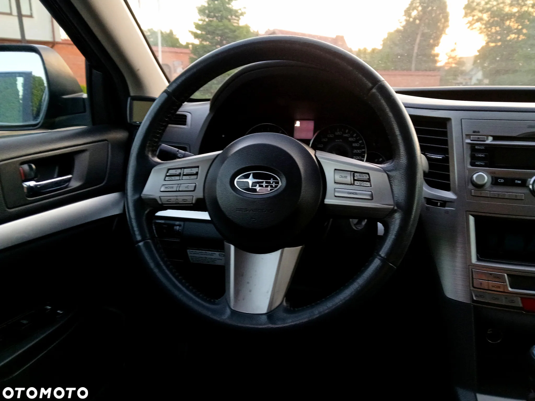 Subaru Legacy - 29