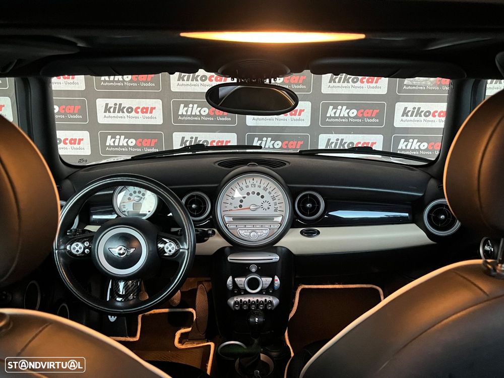 MINI 3 Portas Cooper D - 34