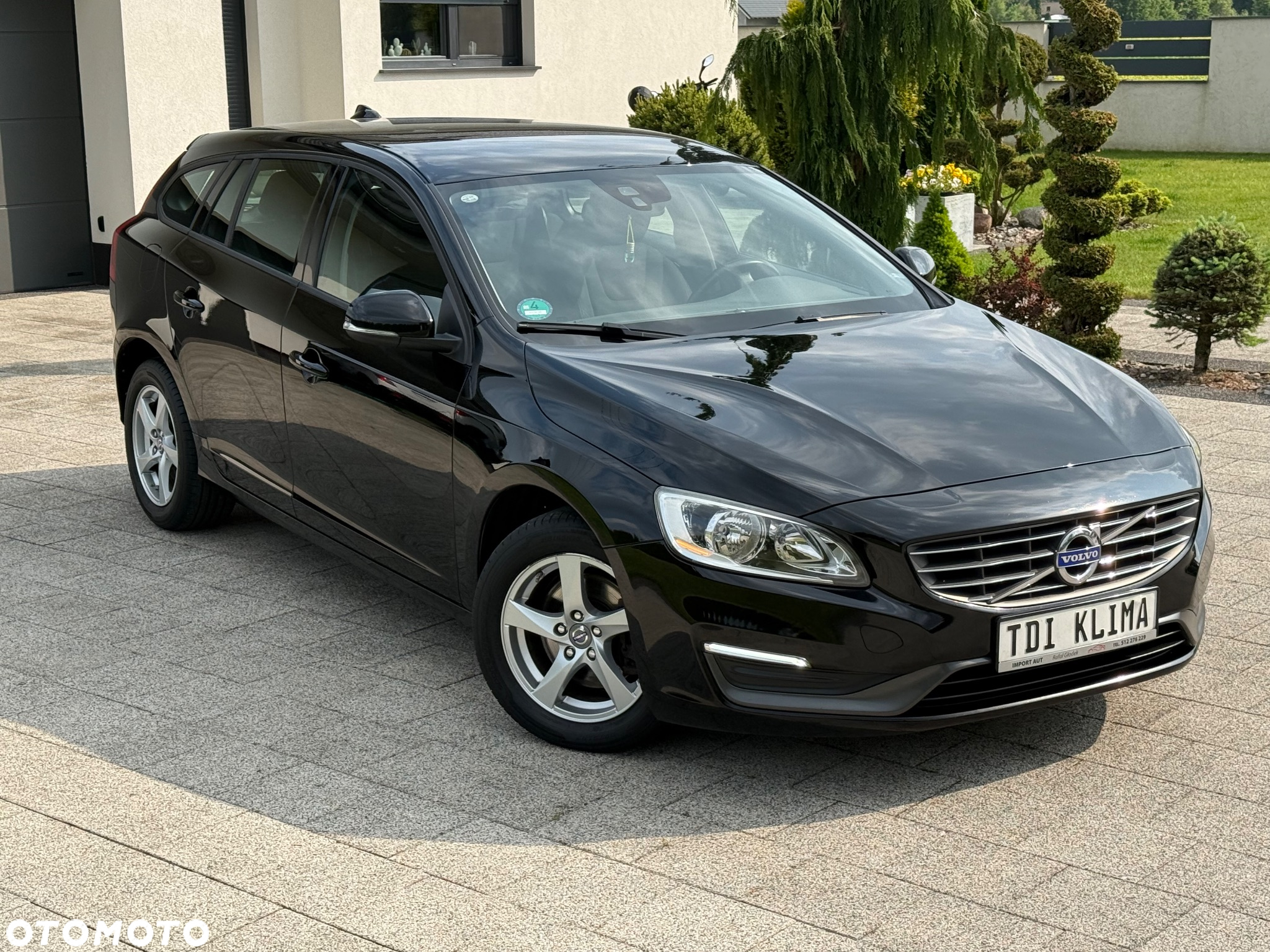 Volvo V60 D3 Momentum - 24