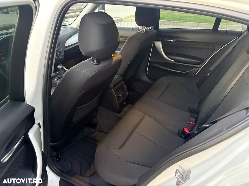 BMW Seria 1 116i - 13