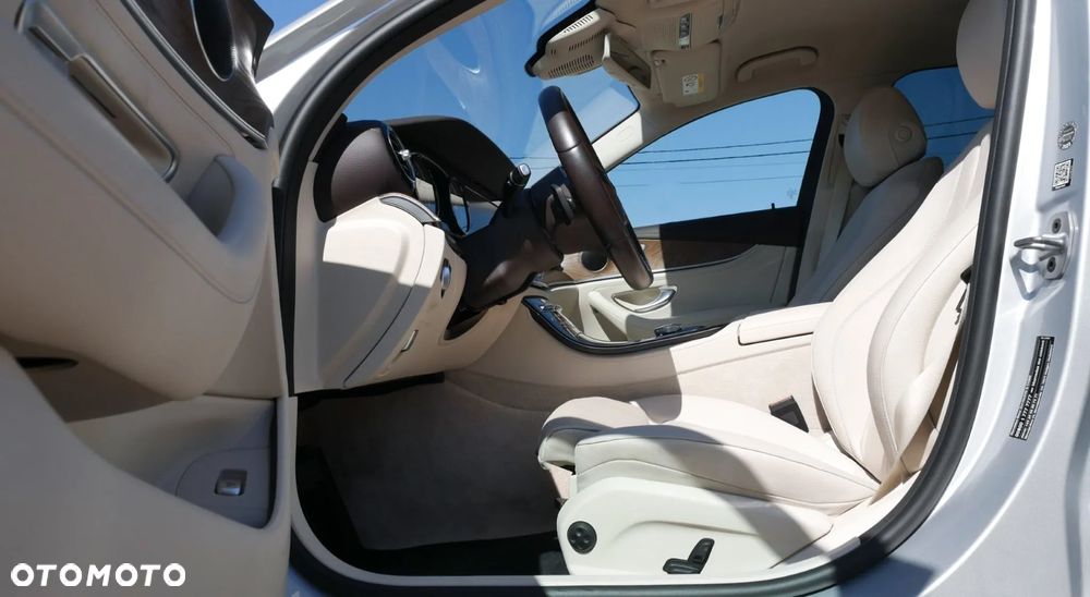 Mercedes-Benz Klasa E 300 de 9G-TRONIC Exclusive - 10