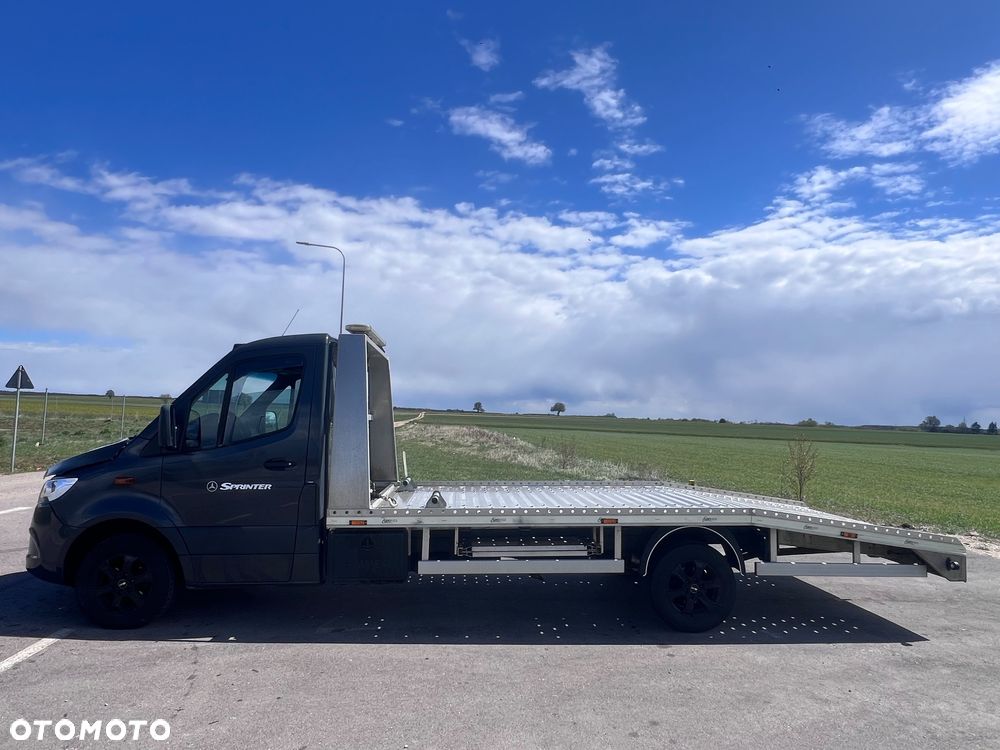 Mercedes-Benz SPRINTER - 2