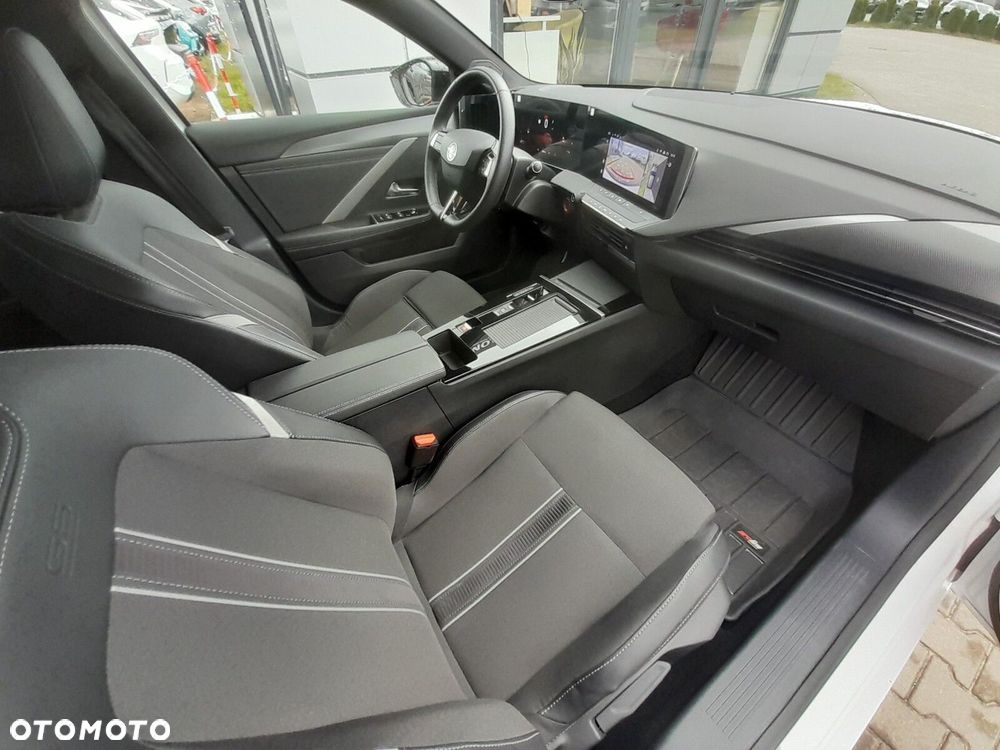 Opel Astra - 25