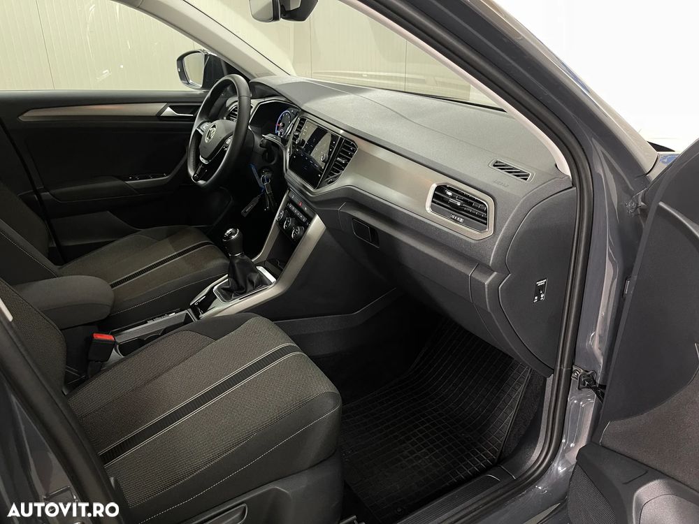 Volkswagen T-Roc 1.5 TSI Design - 10