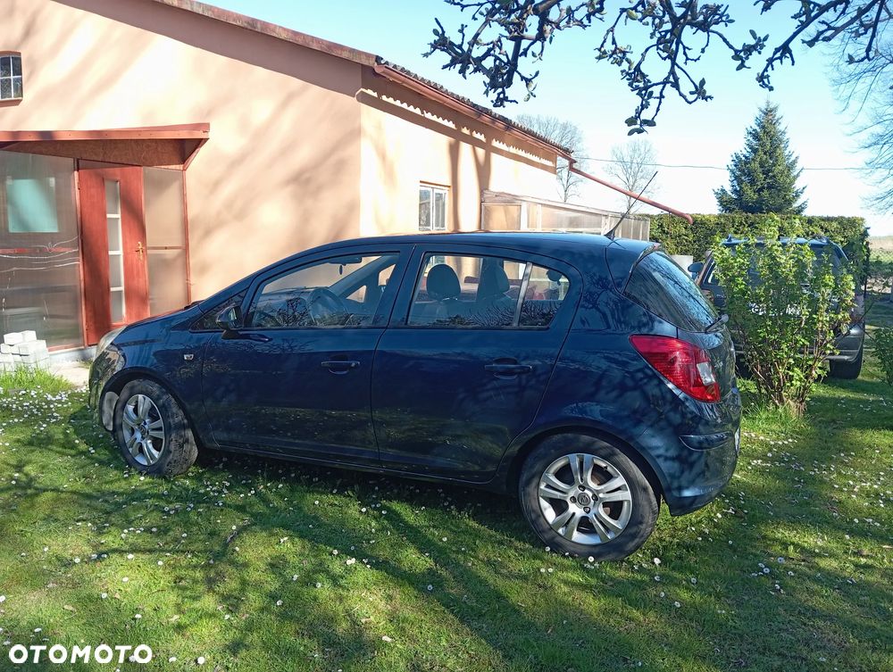 Opel Corsa 1.3 CDTI DPF - 4