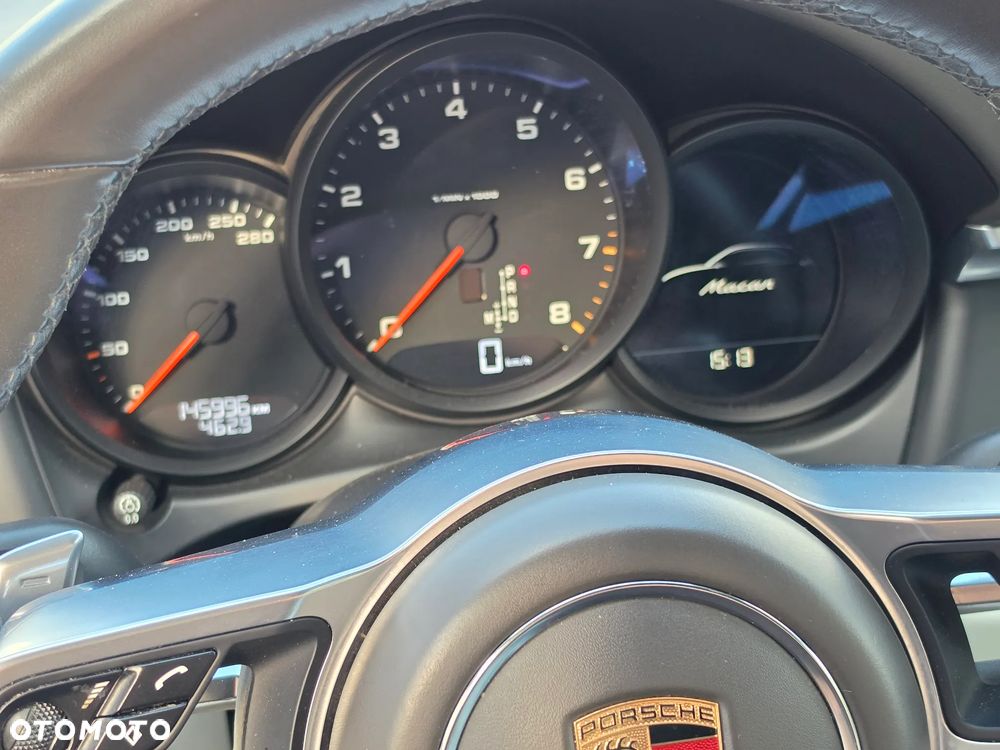 Porsche Macan - 10