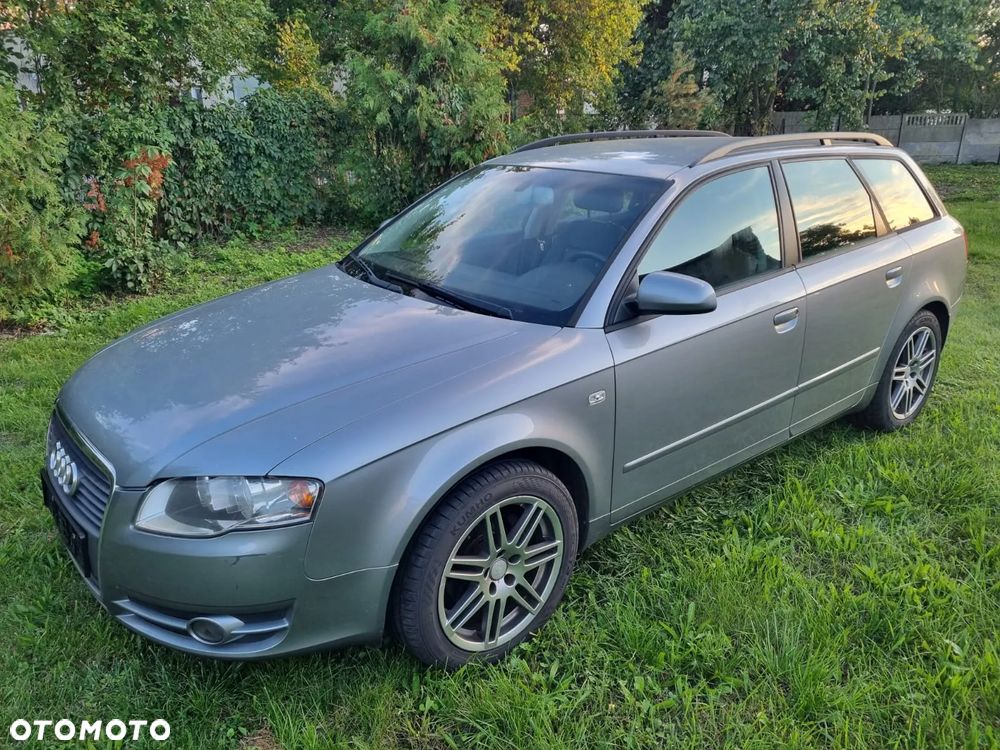 Audi A4 - 1