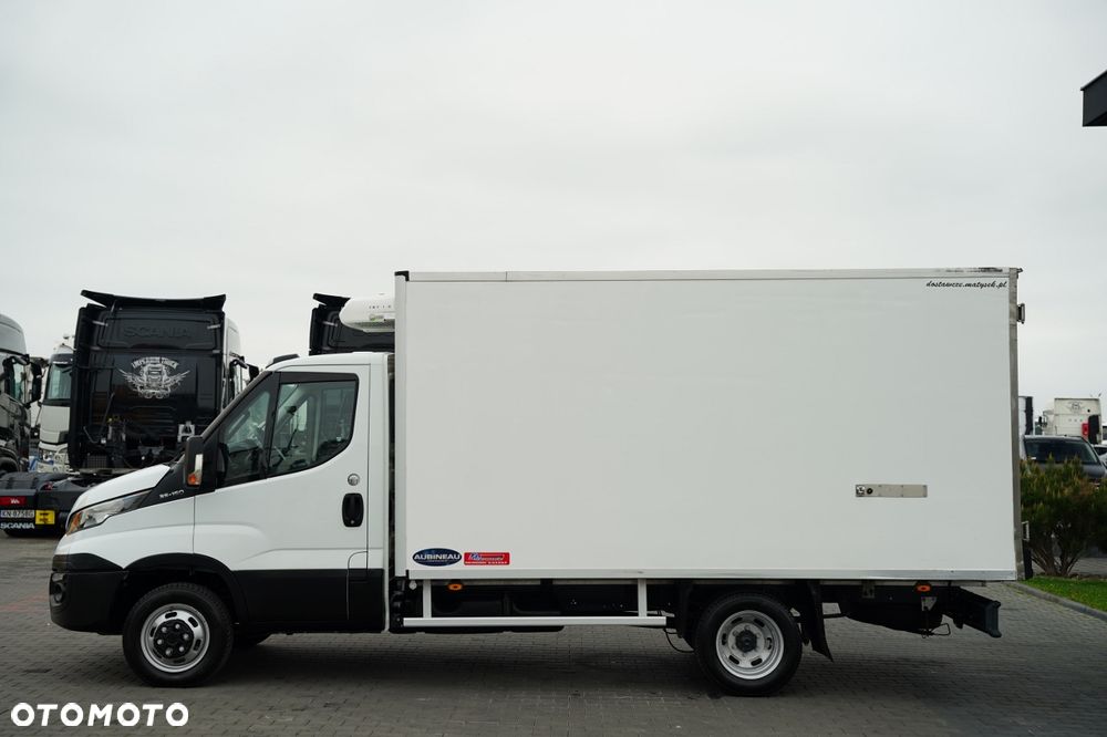 Iveco DAILY 35-150 / CHŁODNIA / THERMO KING / MANUAL / BLIŹNIAK / 3 MIEJSCA / - 7