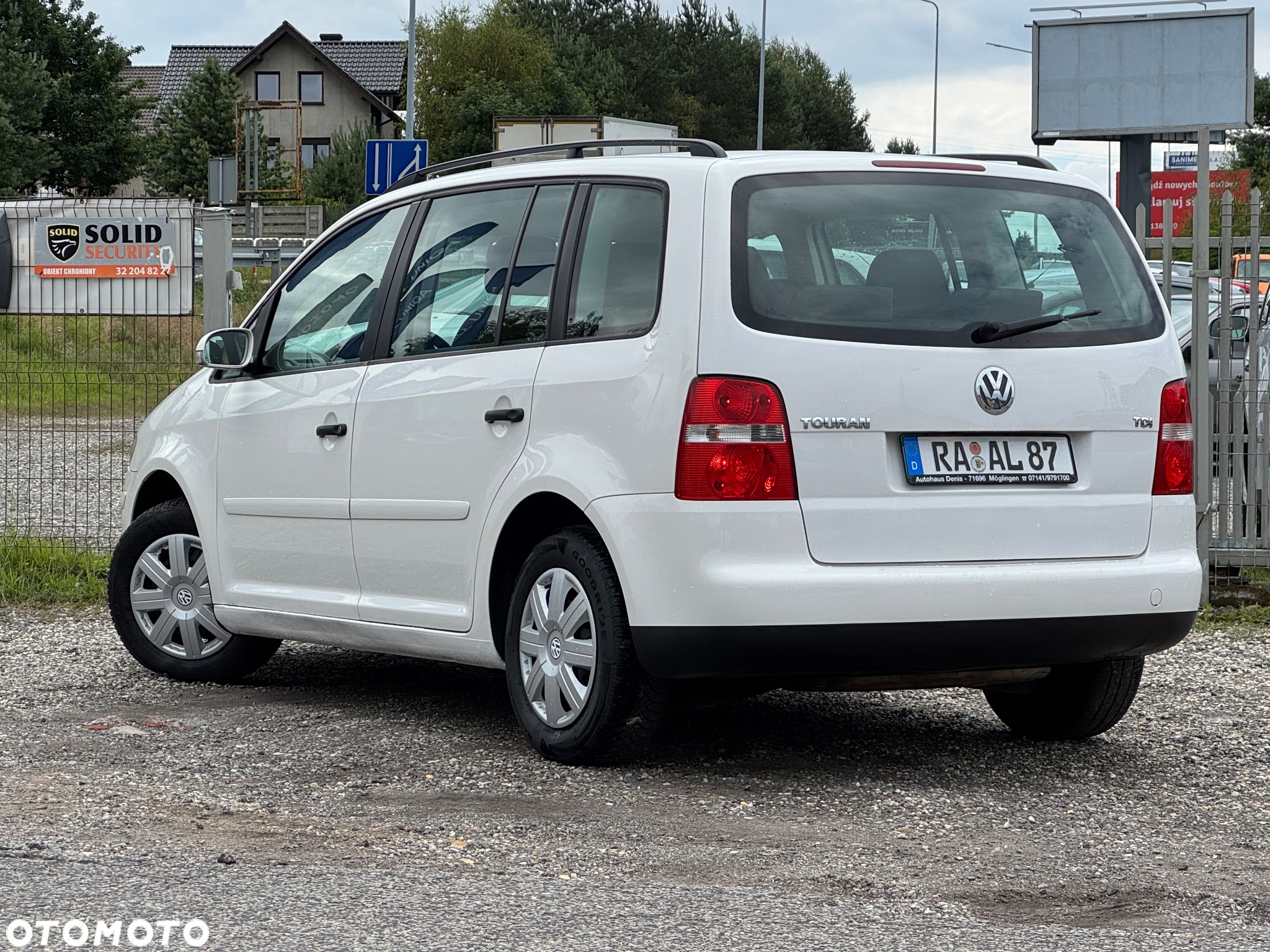 Volkswagen Touran 1.9 TDI Trendline - 3