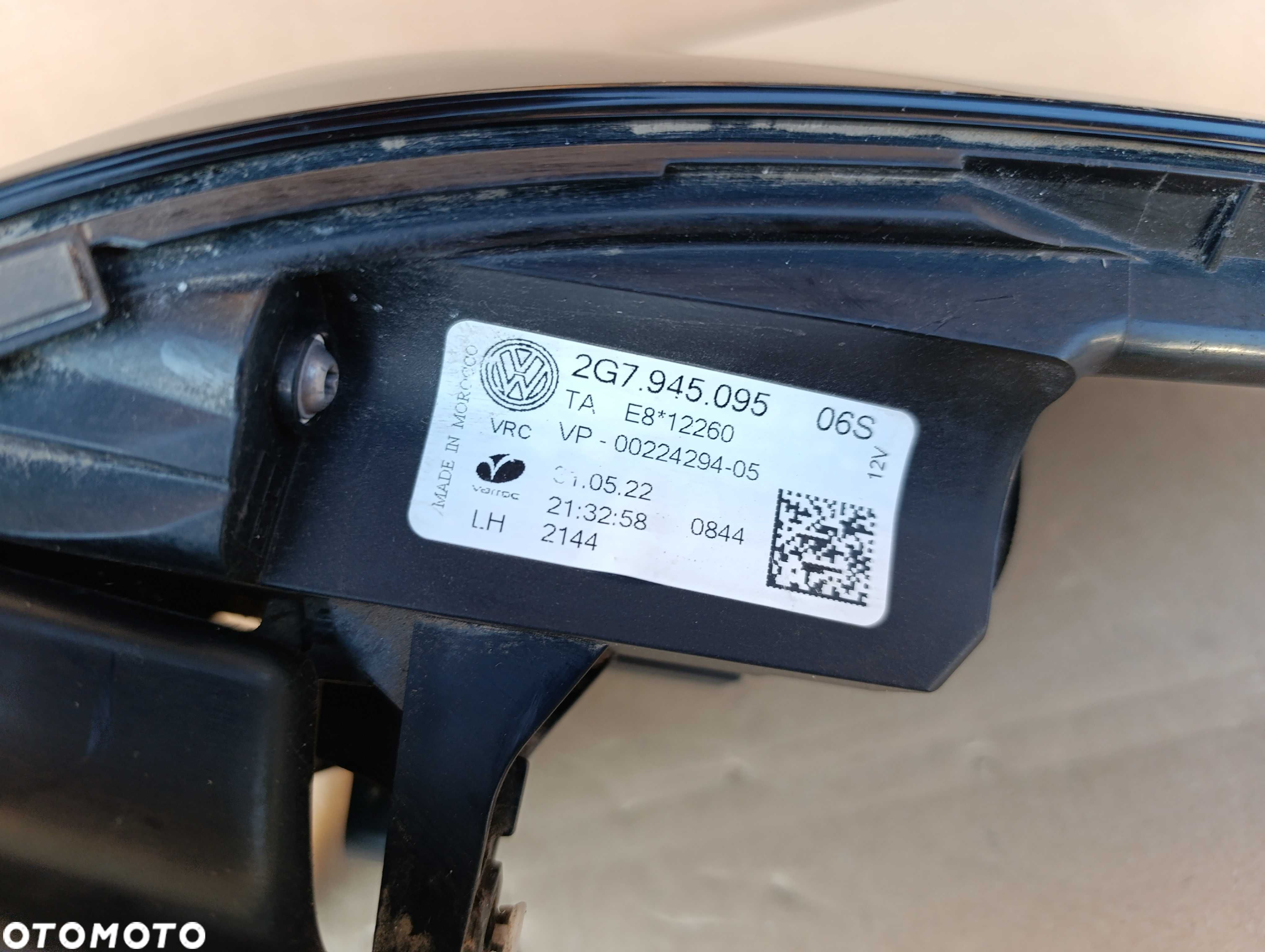 VW TAIGO 22- lampa lewa tył tylna oryginał idealna LED 2G7.945.095 - 5