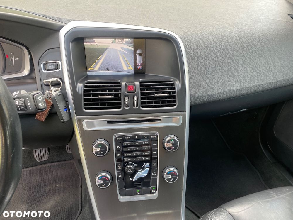 Volvo XC 60 D3 Momentum - 26