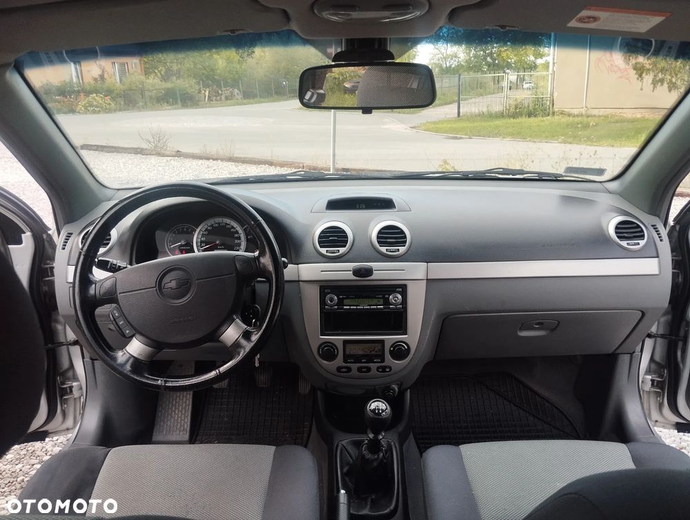 Chevrolet Nubira 1.8 CDX - 9